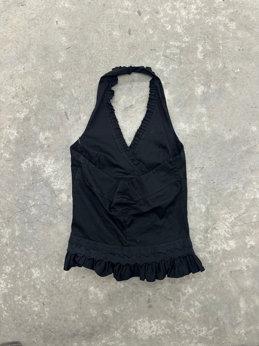 BLACK HALTER TOP