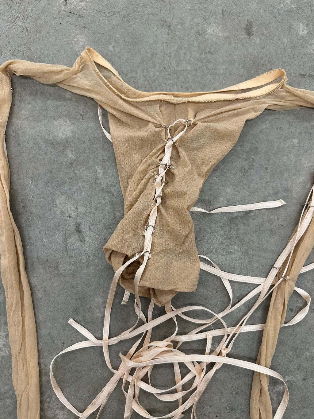 'SECOND SKIN' TOP