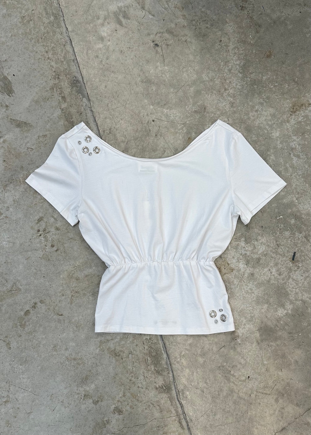 OFF THE SHOULDER WHITE GROMMET TOP