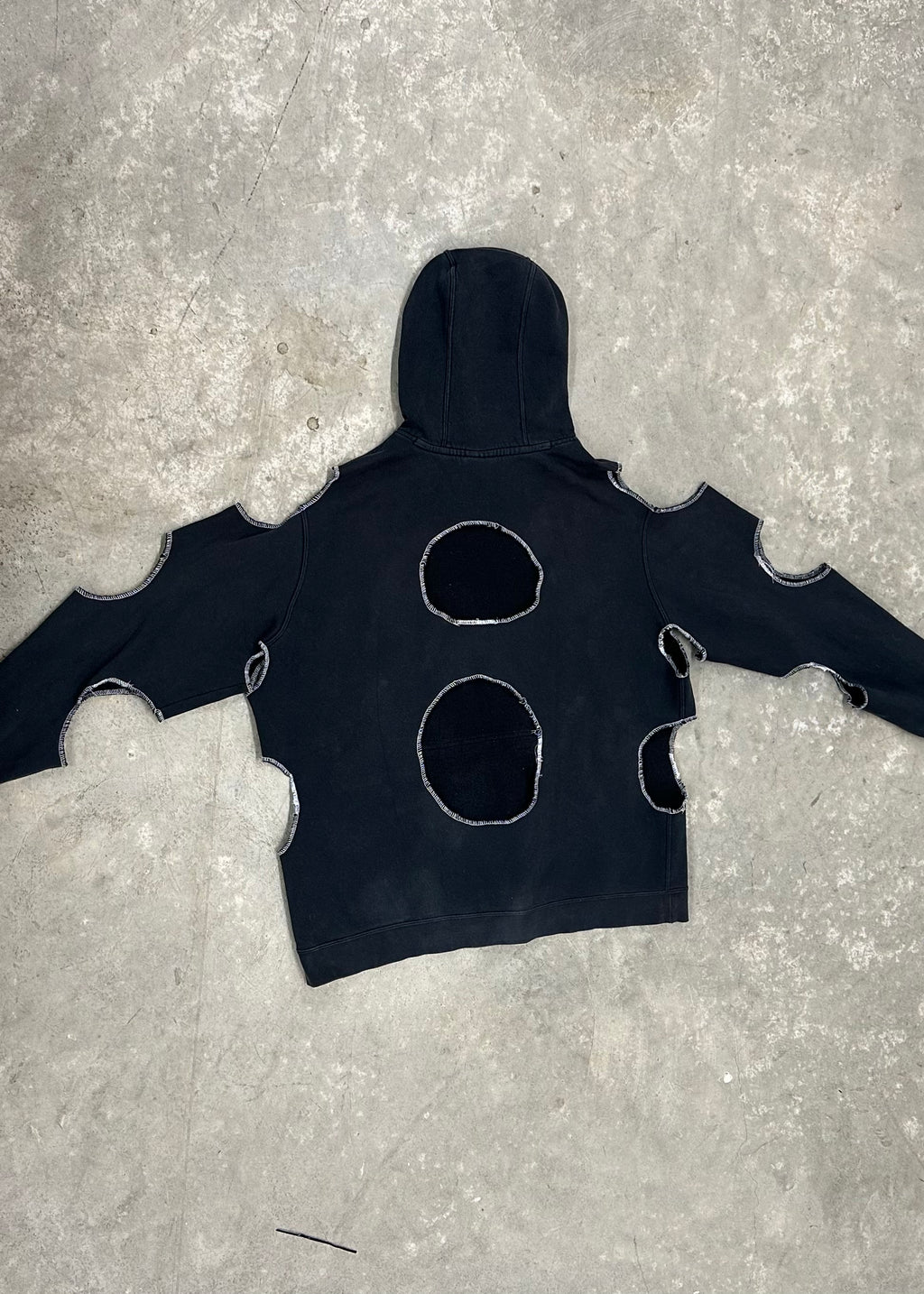 NIKE CUT OUT HOODIE