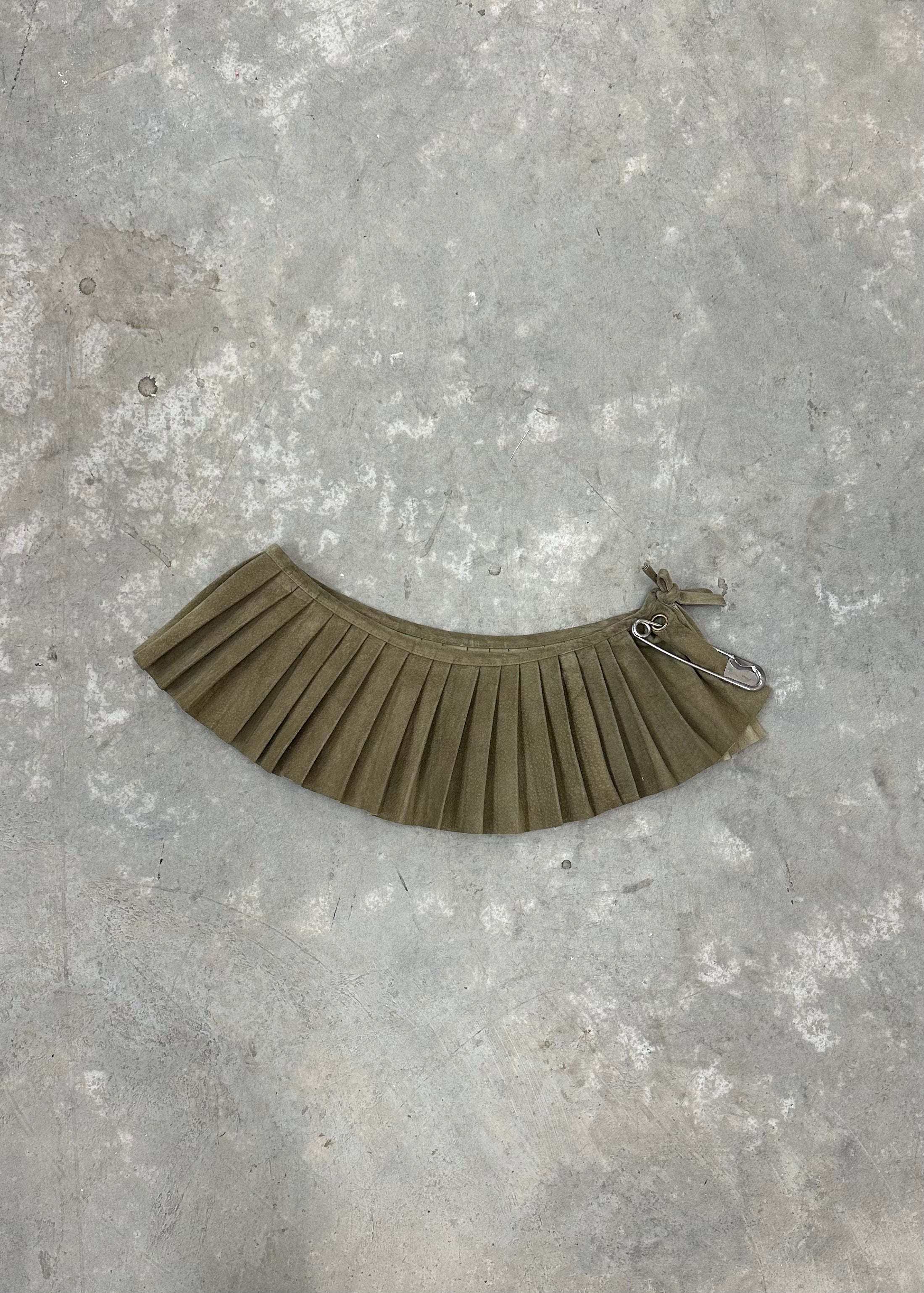 PLEATED MICRO-MINI SKIRT