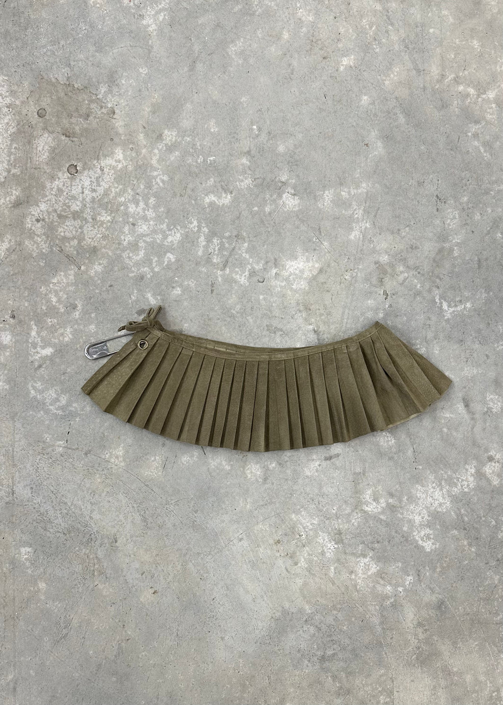 PLEATED MICRO-MINI SKIRT