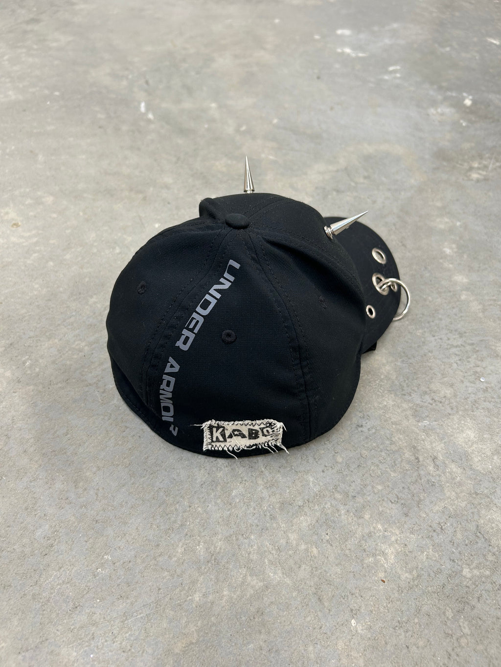 UNDERARMOUR 'DEVIL' CAP