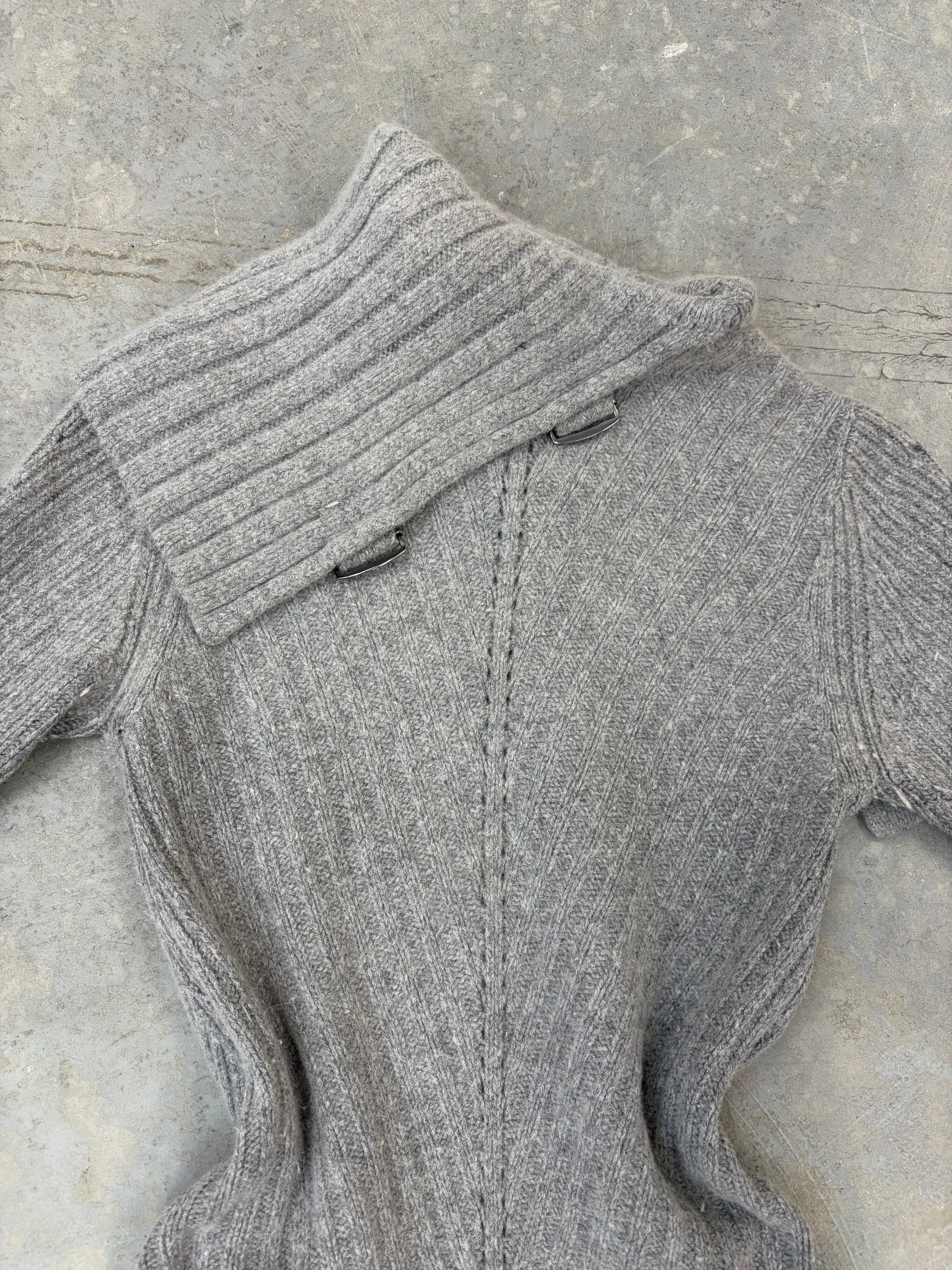 BUCKLE KNIT JUMPER
