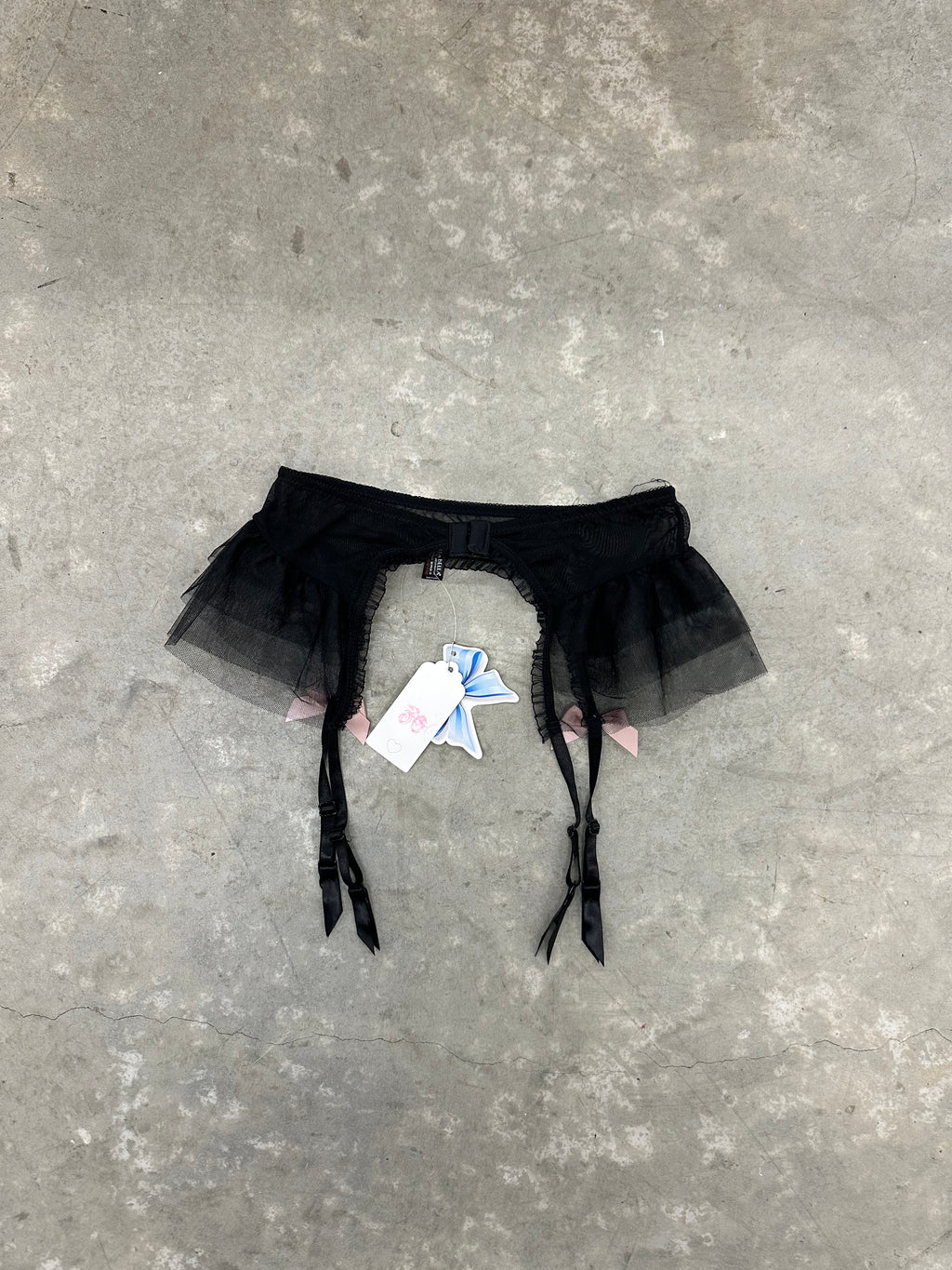 GARTER WITH BOWS